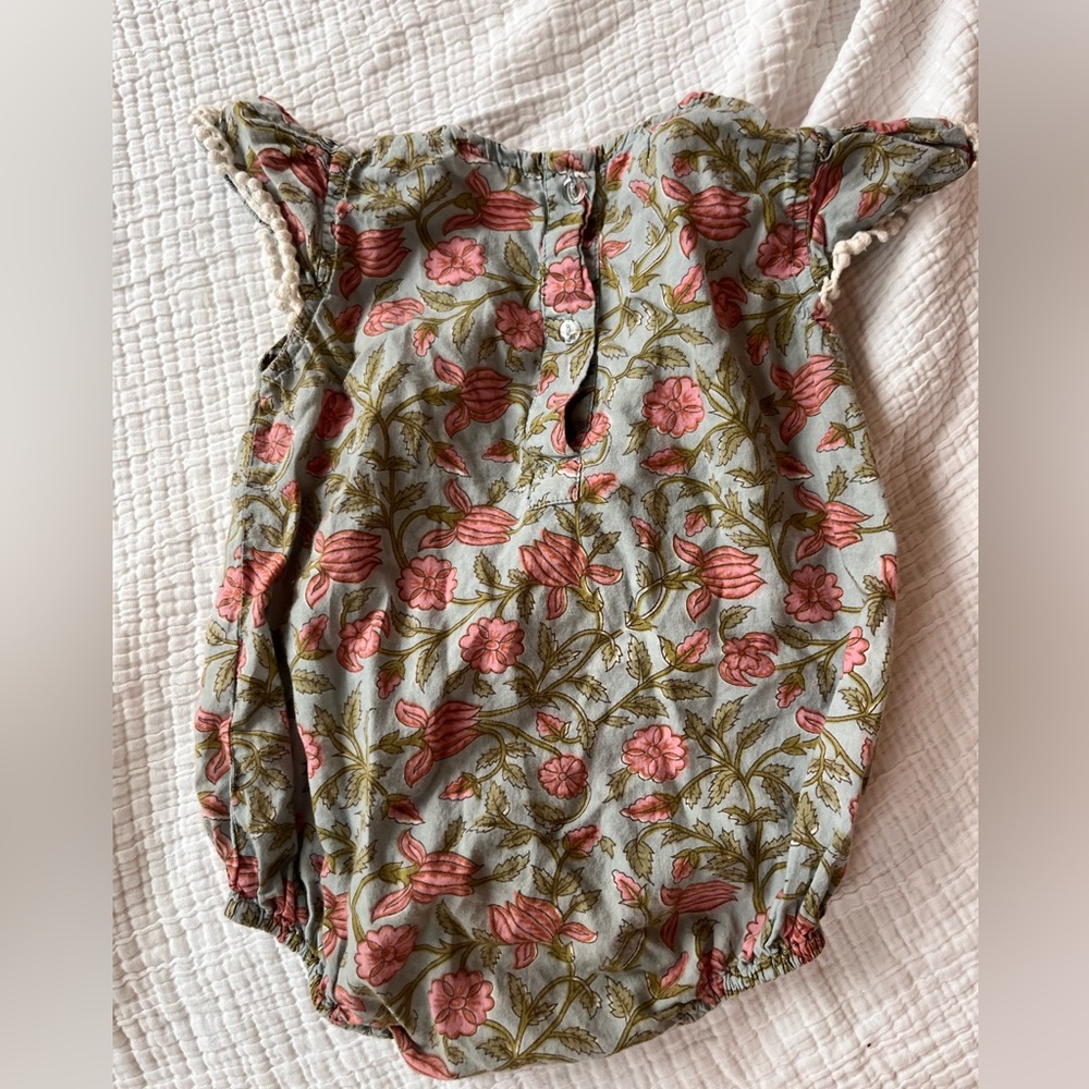 Boutique Blue and pink floral onesie- 18-24mo - Picture 2 of 3